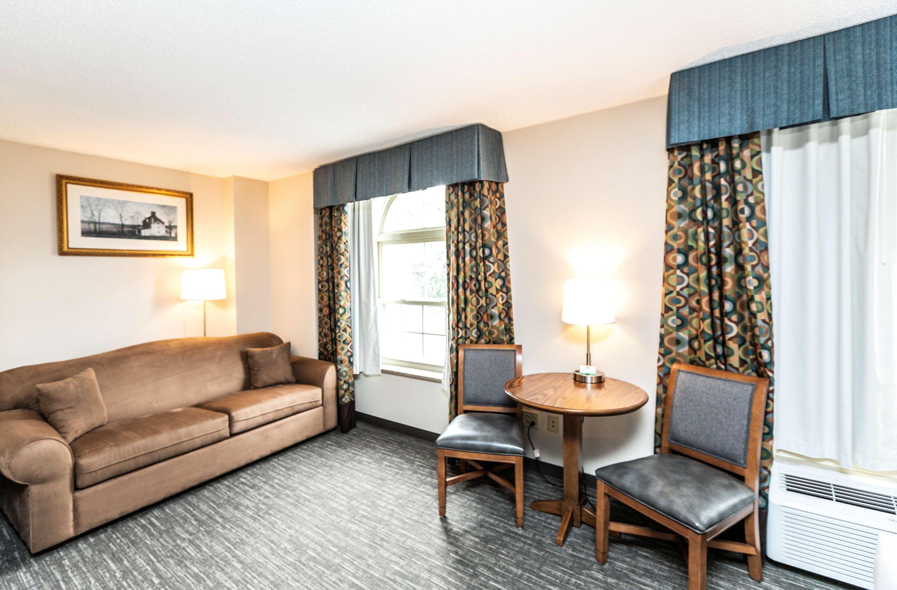 Surestay Plus Hotel By Best Western Elizabethtown Hershey Εξωτερικό φωτογραφία
