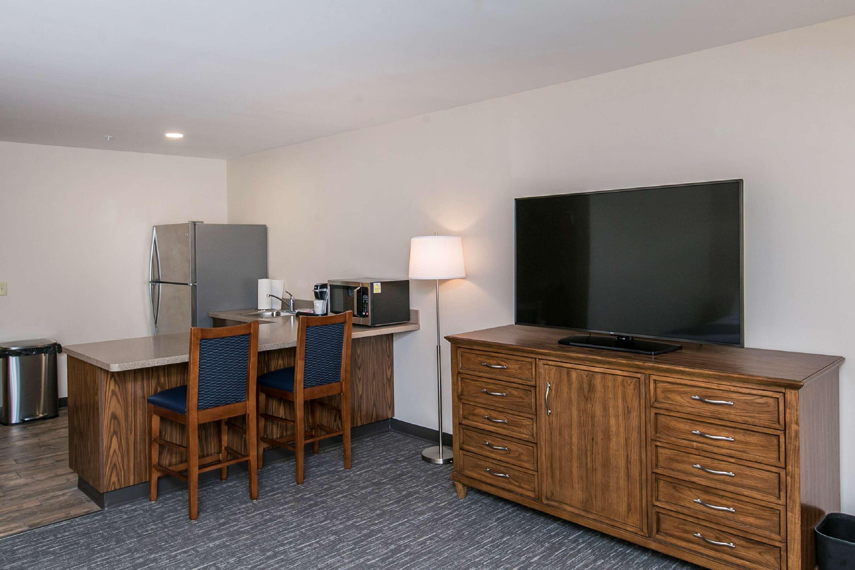 Surestay Plus Hotel By Best Western Elizabethtown Hershey Εξωτερικό φωτογραφία