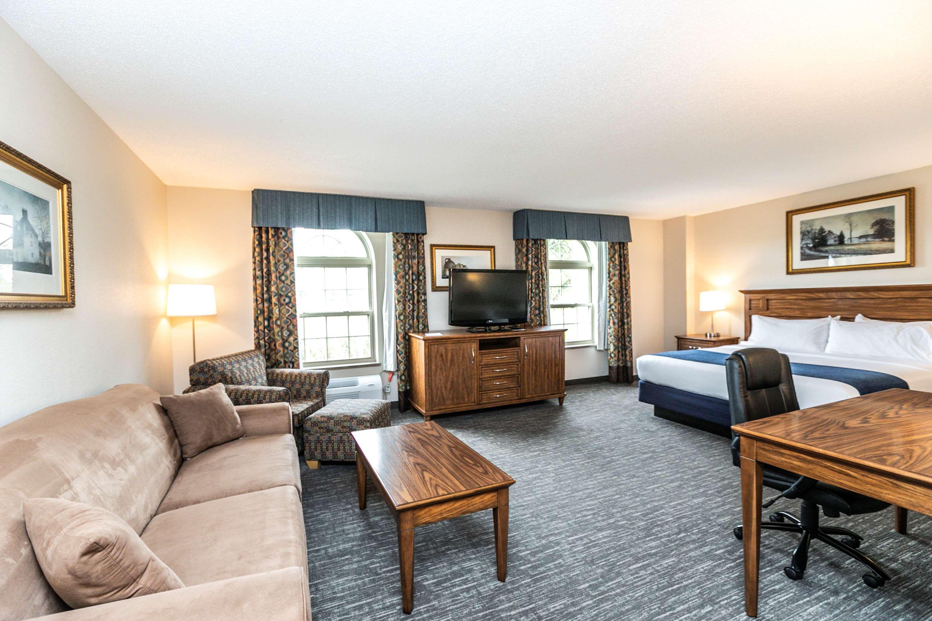 Surestay Plus Hotel By Best Western Elizabethtown Hershey Εξωτερικό φωτογραφία