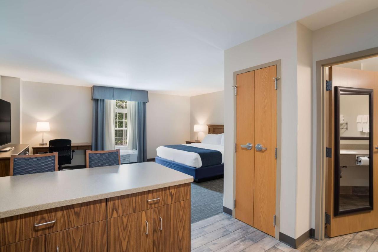 Surestay Plus Hotel By Best Western Elizabethtown Hershey Εξωτερικό φωτογραφία
