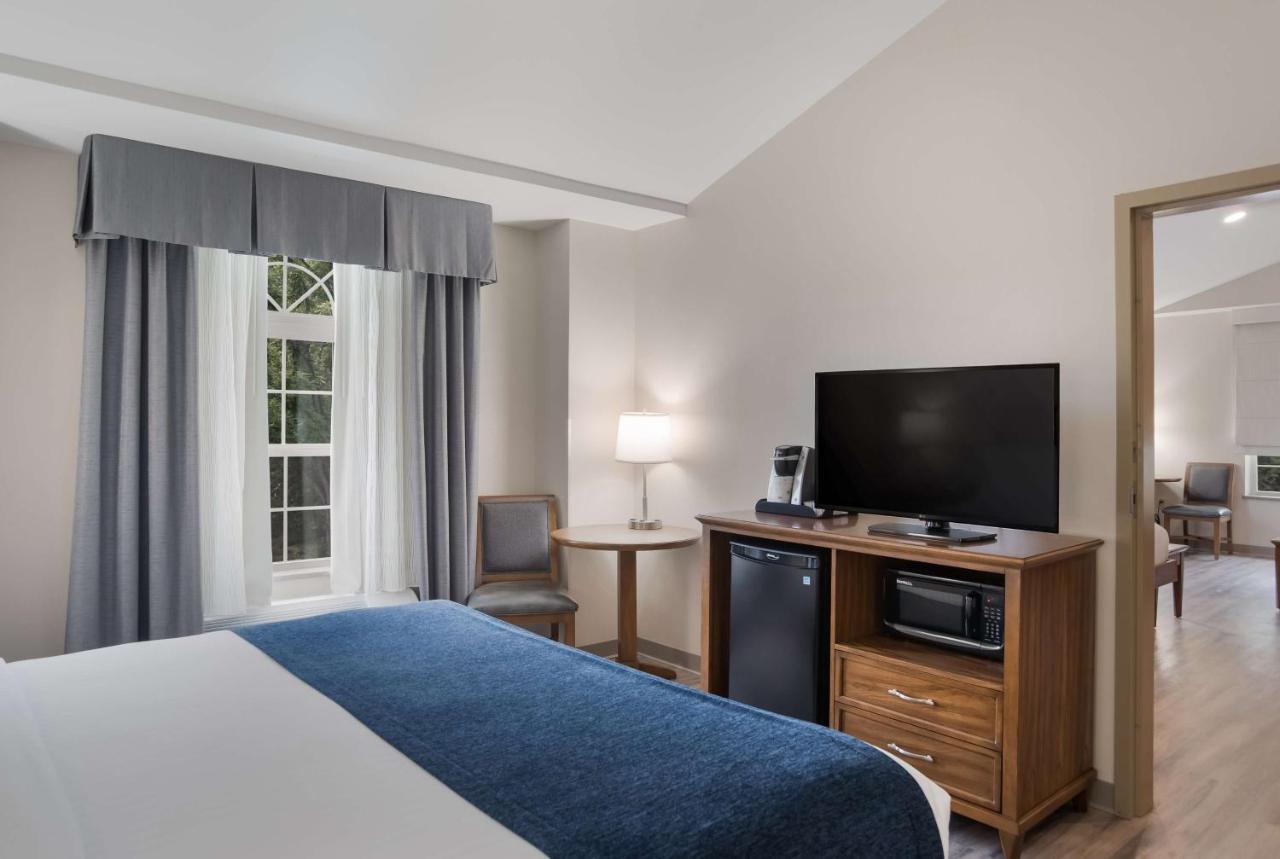 Surestay Plus Hotel By Best Western Elizabethtown Hershey Εξωτερικό φωτογραφία